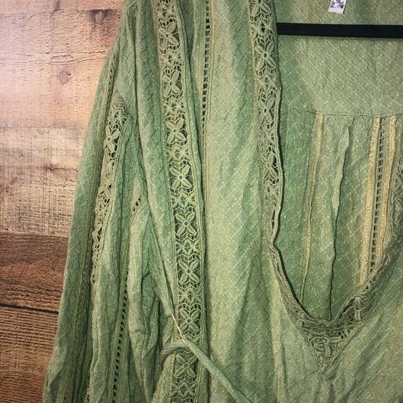 💕 TRADED💕♥️HP♥️Free People flowy embroidered romper - Picture 2 of 7